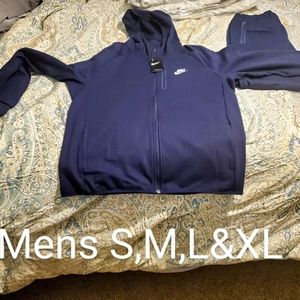 Nike sweatsuits